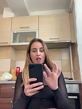 Daisyforyou online show from 12.13.24