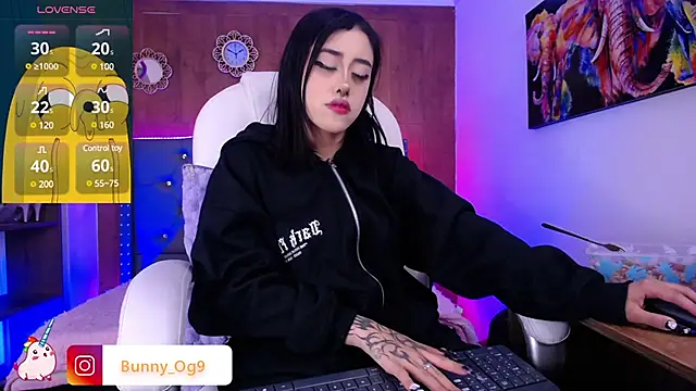 Bunny O online show from 02.16.25