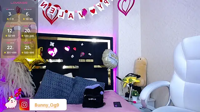 Bunny O online show from 03.12.25