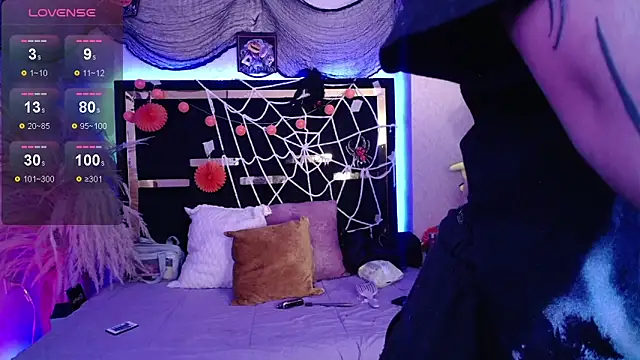 Bunny O online show from 10.27.25