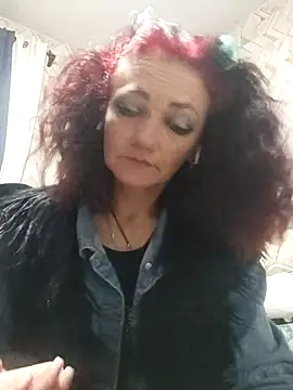 Snapshot of SweetLeila40 chatting on 03.27.26 SweetLeila40 online show from 03.27.26