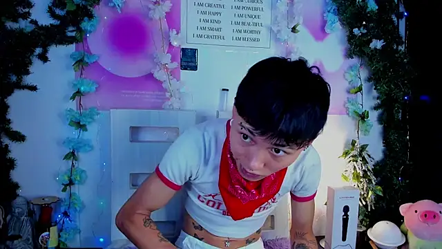 juniior 2311  online show from 01.24.25