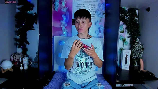 juniior 2311  online show from 02.06.25