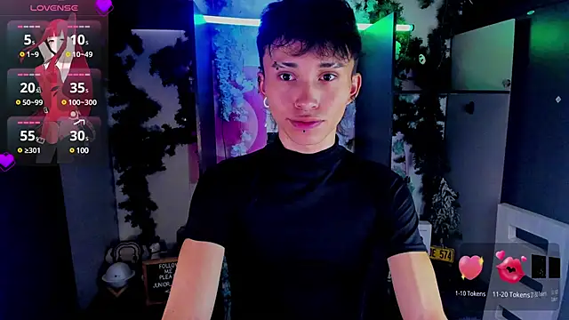 juniior 2311  online show from 02.20.25