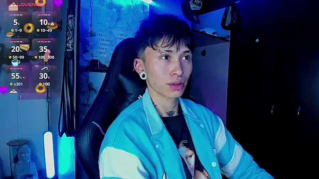 juniior 2311  online show from 03.17.25