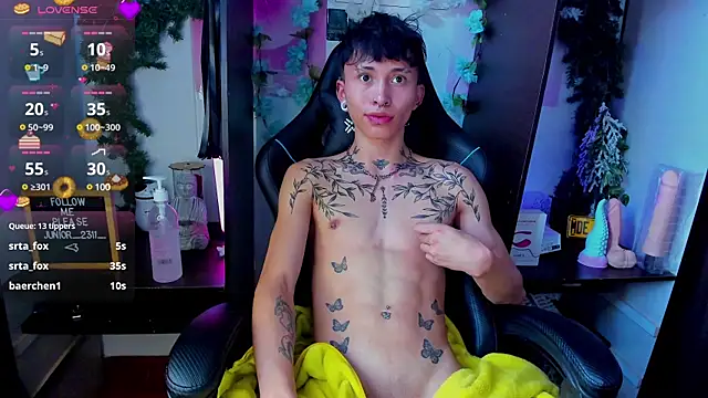 juniior 2311  online show from 03.20.25