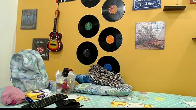 evaleribigtits18 online show from 02.20.25