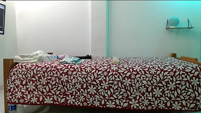 evaleribigtits18 online show from 03.29.26