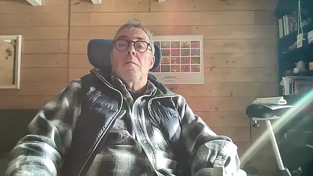 Snapshot of lelohop chatting on 01.12.26 lelohop online show from 01.12.26