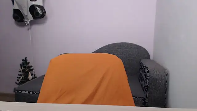 Snapshot of bounty888 chatting on 01.10.25 bounty888 online show from 01.10.25