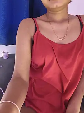 Snapshot of yhona_darling chatting on 06.16.26 yhona darling online show from 06.16.26