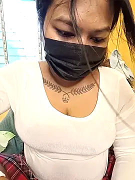 Snapshot of Hot_Urvi chatting on 05.07.26 Hot Urvi online show from 05.07.26