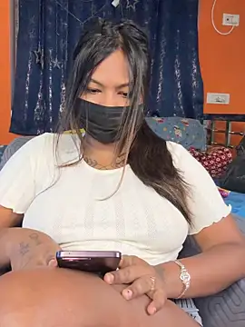 Snapshot of Hot_Urvi chatting on 06.30.26 Hot Urvi online show from 06.30.26