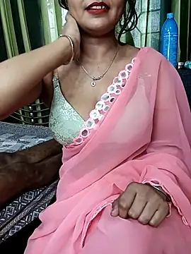 Snapshot of MUMTAJ-1 chatting on 10.05.25 MUMTAJ-1 online show from 10.05.25