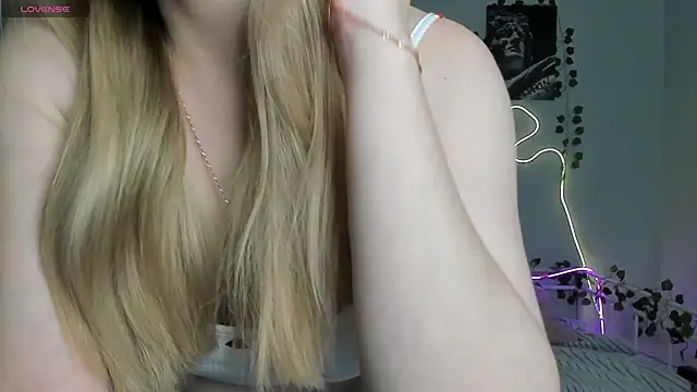 Snapshot of Melissa_babs chatting on 12.07.24 Melissa babs online show from 12.07.24