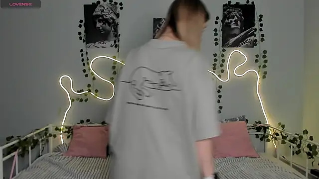 Snapshot of Melissa_babs chatting on 12.11.24 Melissa babs online show from 12.11.24