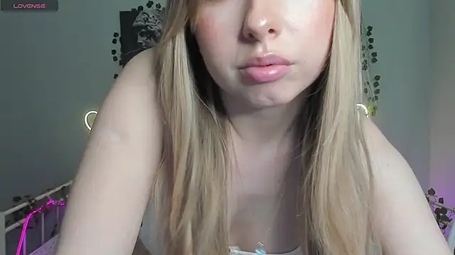 Snapshot of Melissa_babs chatting on 03.11.25 Melissa babs online show from 03.11.25