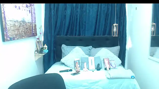 Snapshot of avans_15 chatting on 01.11.25 avans 15 online show from 01.11.25