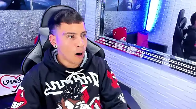 salvadorgomezx online show from 12.19.24