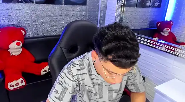 salvadorgomezx online show from 02.11.25