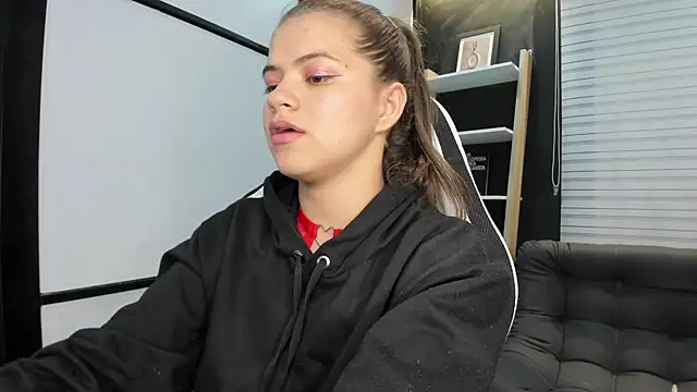 PaigeJayden online show from 02.19.25