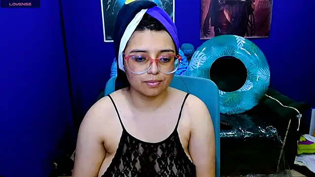 X CHERRY XX online show from 03.13.25