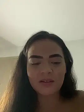 rebeccaareys online show from 12.06.24