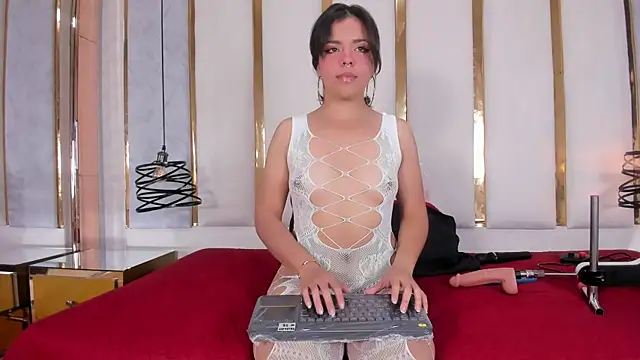 ivannabellini online show from 01.10.25