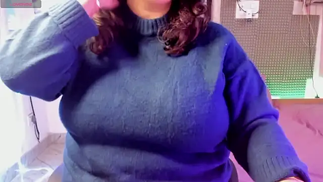 Gulabi Queen online show from 12.05.24