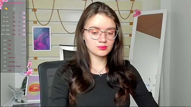 Snapshot of Josephine_jo chatting on 09.10.25 Josephine jo online show from 09.10.25