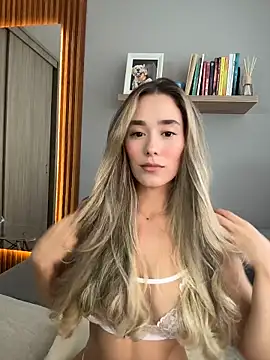 FridaKlein online show from 02.23.26