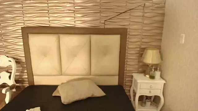 sofiaclauss online show from 10.12.25