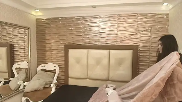 sofiaclauss online show from 10.26.25