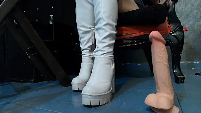 LusstCruella online show from 02.02.25