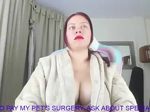 Snapshot of GoddessJessica_roger chatting on 04.21.26 GoddessJessica roger online show from 04.21.26