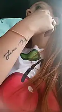 Snapshot of aurora_sky11 chatting on 01.08.25 aurora sky11 online show from 01.08.25