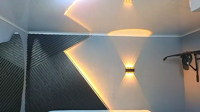 Snapshot of Laia_and_Aloby chatting on 02.14.26 Laia and Aloby online show from 02.14.26