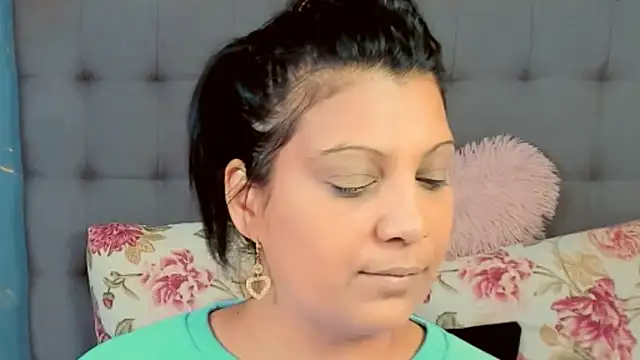 AmyCubes online show from 03.04.25