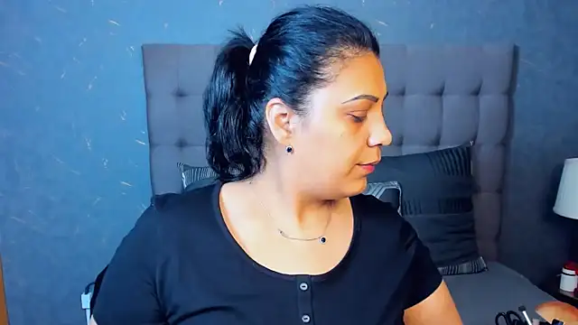 AmyCubes online show from 10.17.25