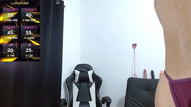 Kiara-Rider online show from 10.29.25