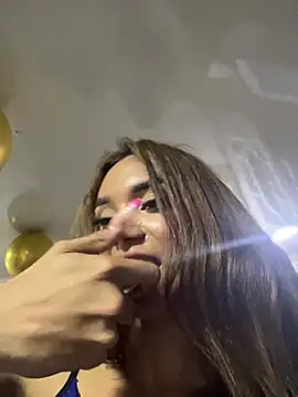 Snapshot of Nikol_Rang__ chatting on 02.17.25 Nikol Rang online show from 02.17.25