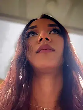 Snapshot of Nikol_Rang__ chatting on 10.22.25 Nikol Rang online show from 10.22.25