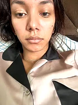 Snapshot of Nikol_Rang__ chatting on 10.31.25 Nikol Rang online show from 10.31.25