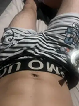 Snapshot of Alexaxelo chatting on 04.16.26 Alexaxelo online show from 04.16.26