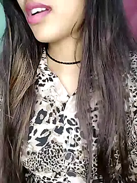 Sreya213 online show from 01.14.25