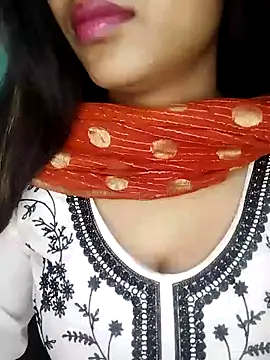 Sreya213 online show from 01.18.25