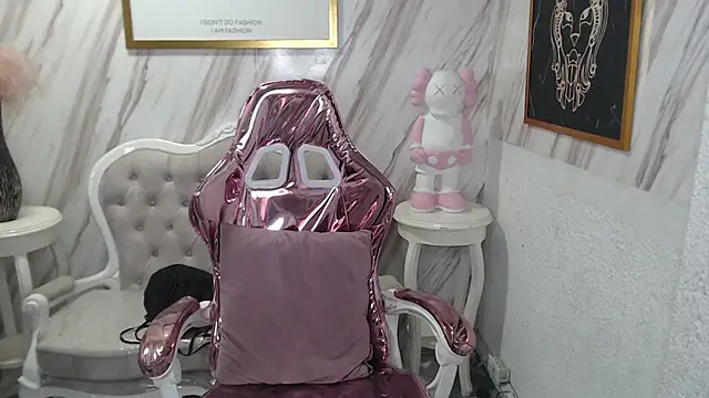 Snapshot of Violeth_b chatting on 02.12.25 Violeth b online show from 02.12.25