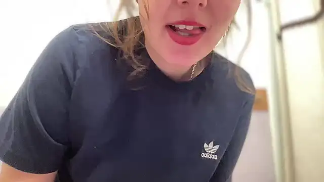 SkarlettRose96 online show from 10.03.25