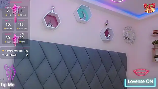 Snapshot of JessieAfrodita chatting on 12.28.24 JessieAfrodita online show from 12.28.24