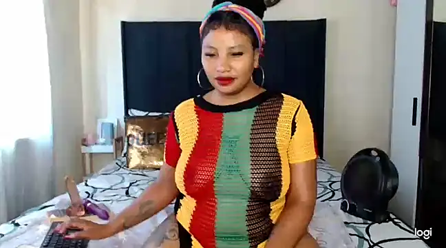 quenliyasa online show from 03.10.25